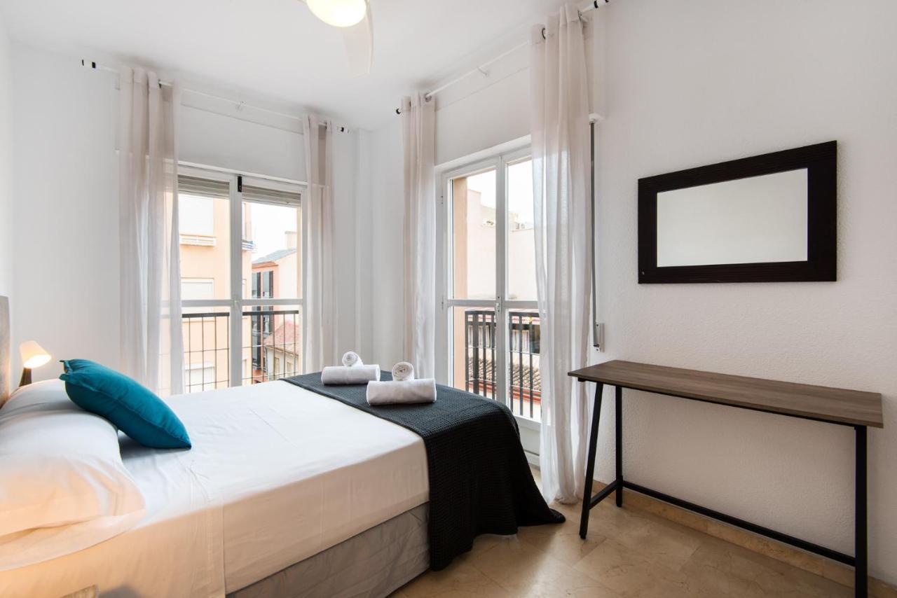 The 2Nd Corner: Central Apartment Ideal For Groups Málaga Dış mekan fotoğraf